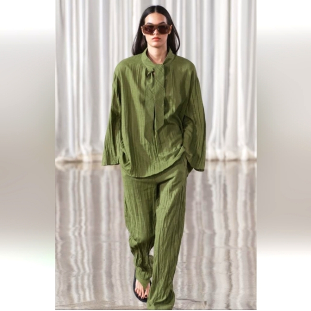 ZARA WRINKLE LINEN TEXTURE ECRE GREEN TOP ZW COLLECTION